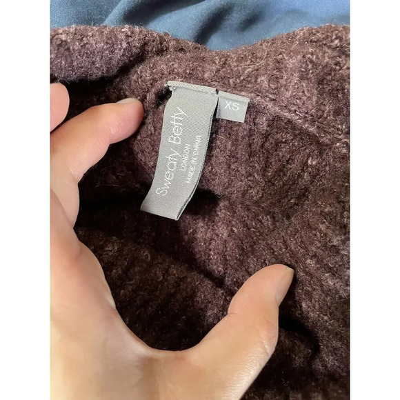 Sweaty Betty Shakti Wool Blend Cowl Neck Sweater Dark‎ Plum Purple Oversized XS - Picture 3 of 6